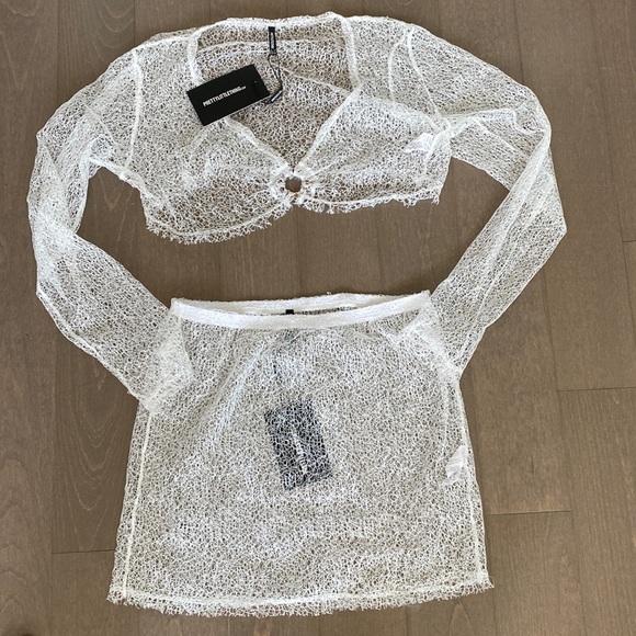 PrettyLittleThing Set in White size 8 BRAND NEW - Picture 1 of 3